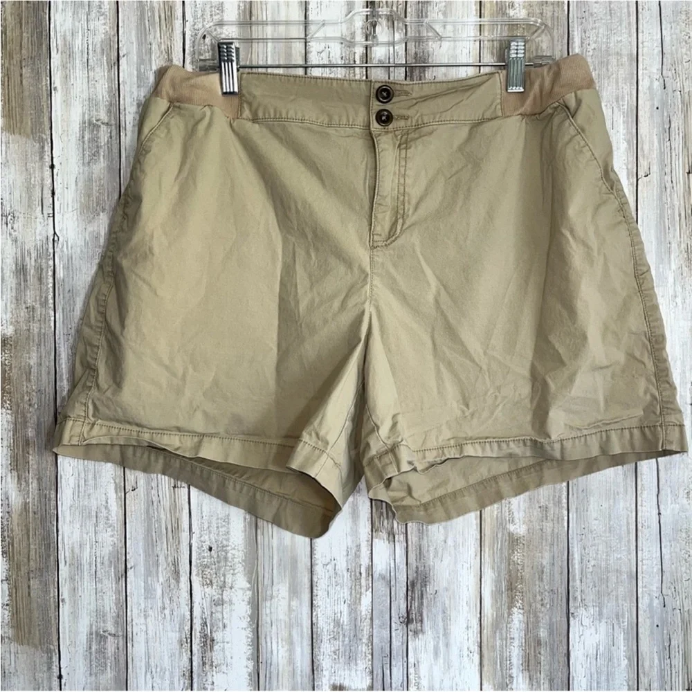 Lane Bryant Khaki Stretch Shorts - Picture 1 of 6